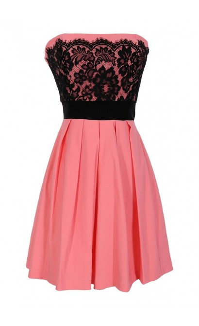 Laced With Style Contrast Dress With Pleated Skirt in Peach